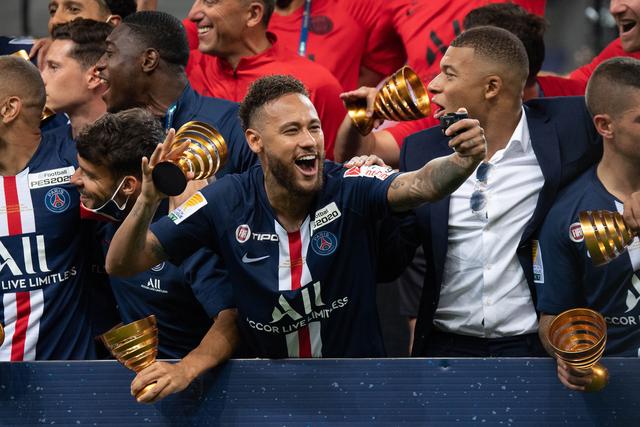 切尔西一路"躺赢"遭看衰 巴黎五冠王志在必得?