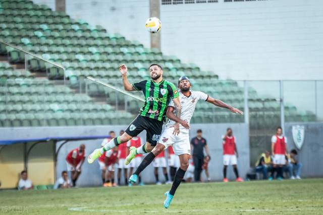 文班缺阵马刺力克雷霆 独行侠大胜鹈鹕3连胜